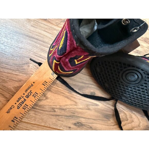 Handcrafted Arcoiris Mola Kuna of Panama Embroidered High-Top Sneakers 22.5cm 5 - Picture 12 of 16